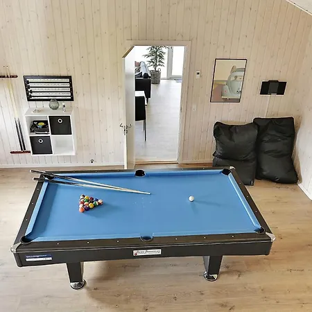 Luxury Pool In Marielyst Bøtø By
